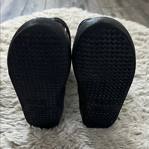 Hunter Kids First Gloss Rain Boots - Picture 6 of 13